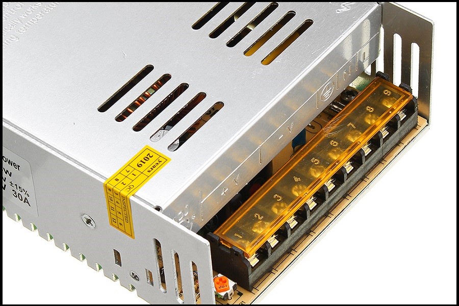 آد‌اپتور 12 ولت 20 آمپر